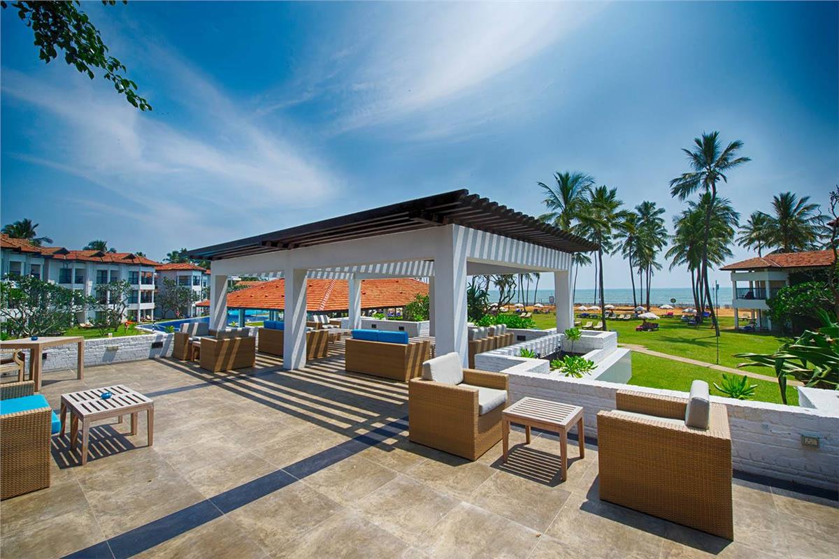 Club Hotel Dolphin in Sri Lanka